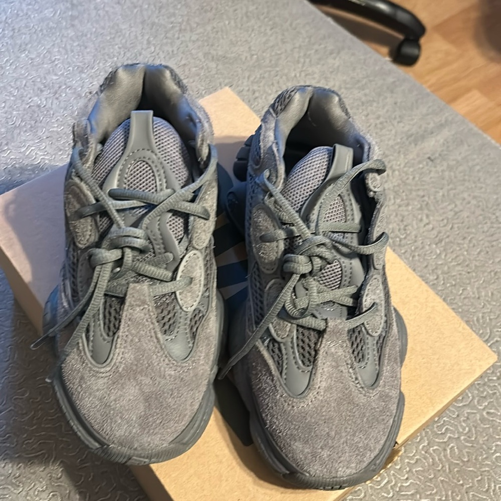 Yeezy 500